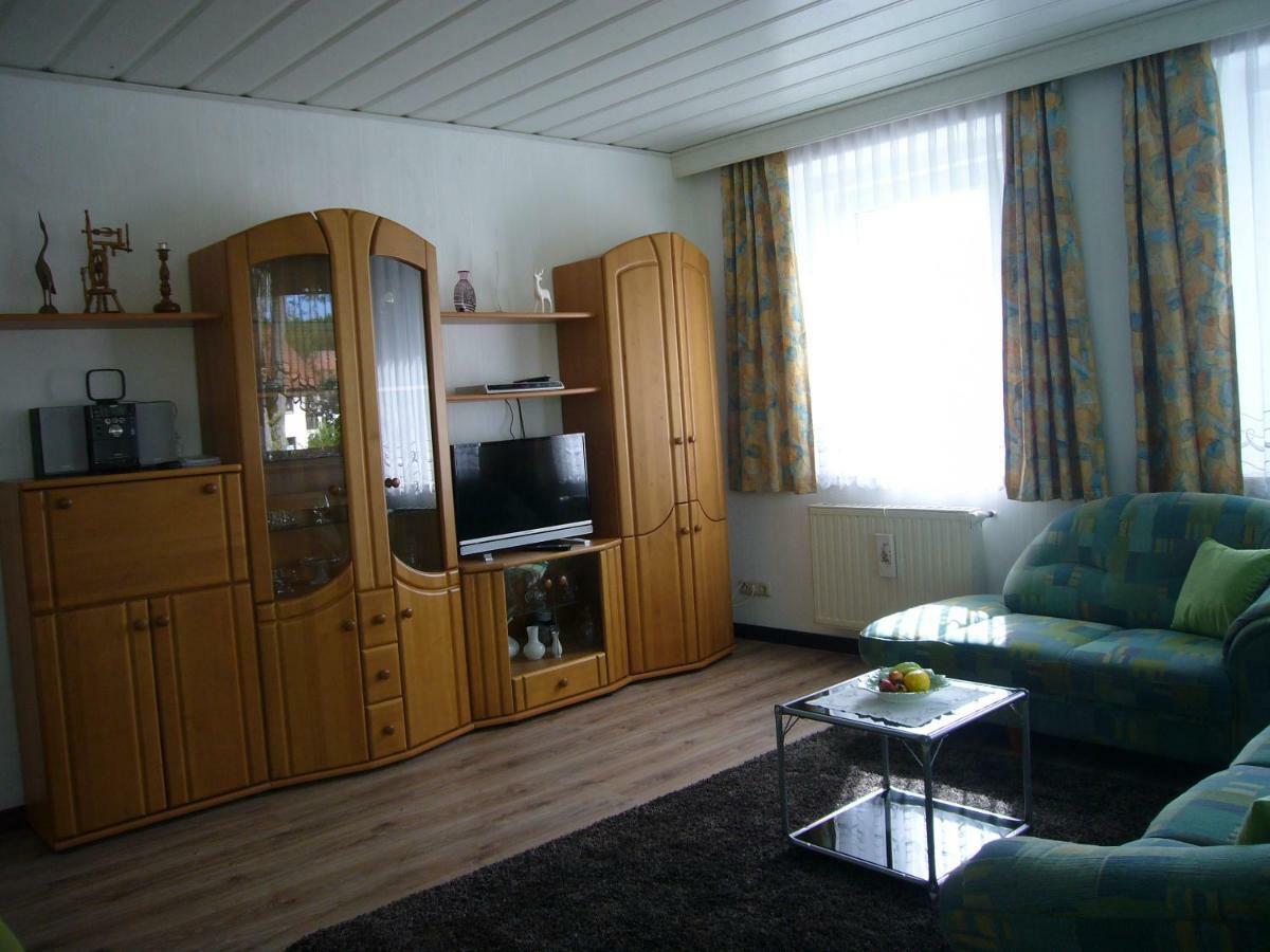 Ferienwohnung Im Alten Schulhaus - Keine Monteure Plech Exterior photo
